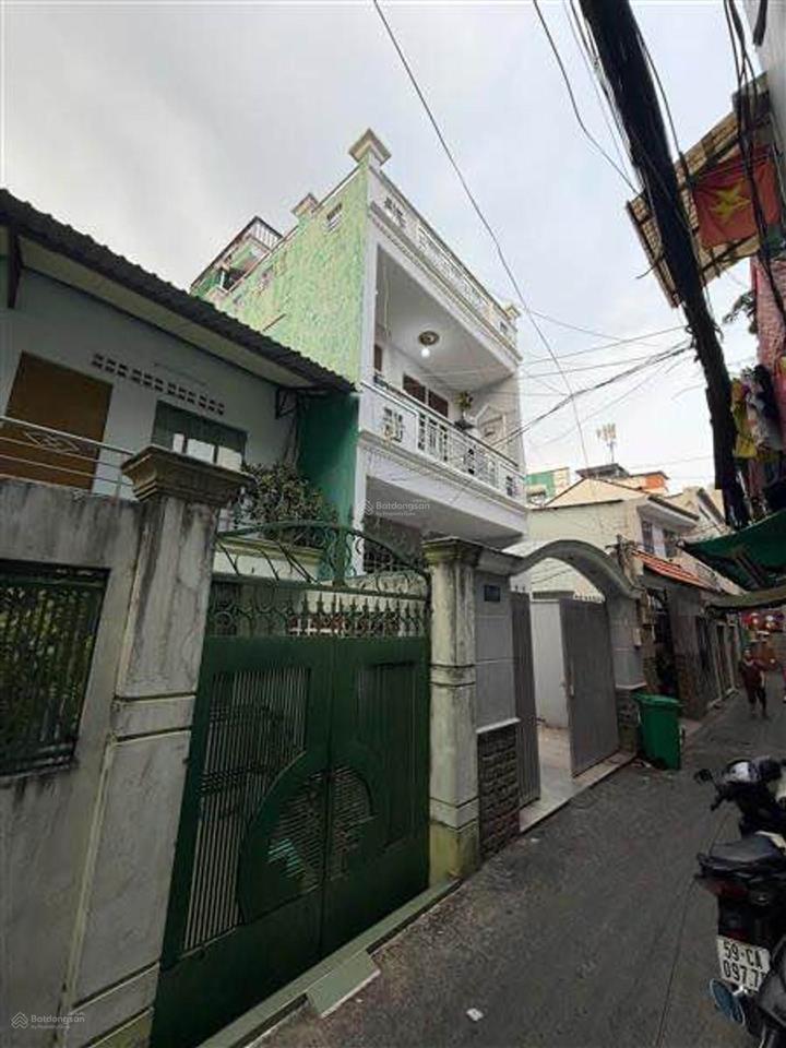 Bán nr tại tôn đản, 9,9 tỷ, 100m2, 8pn, 9wc, pháp lý đầy đủ