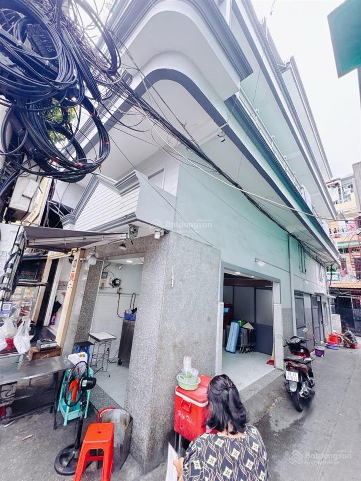 Bán nr 6pn 5wc giá siêu hời 12 tỷ, 41m2 ở tôn đản, q4, hcm