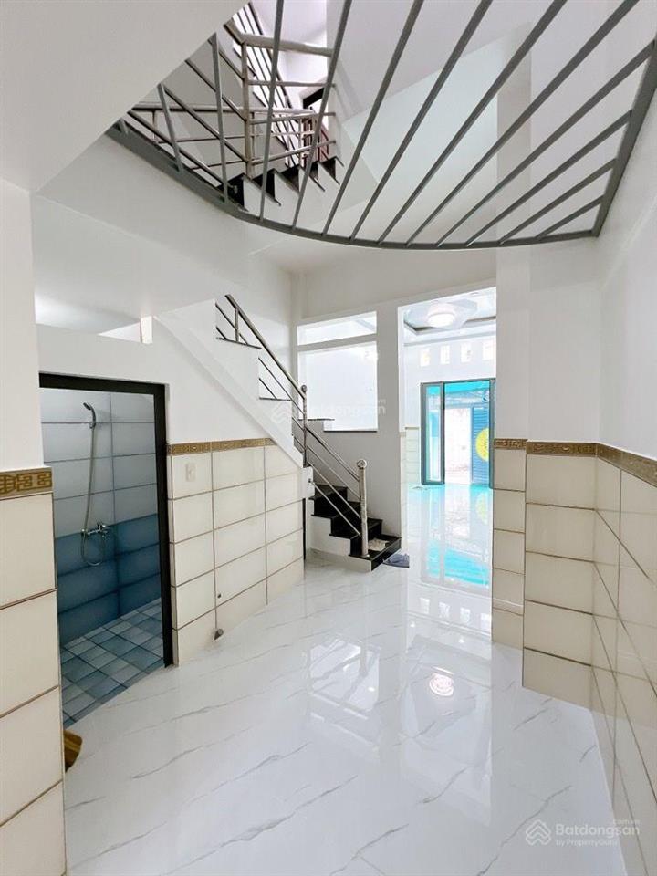 Bán gấp nhà riêng 46m2, 5pn, 3wc tại tôn thất thuyết, 7,1 tỷ, q4, hcm