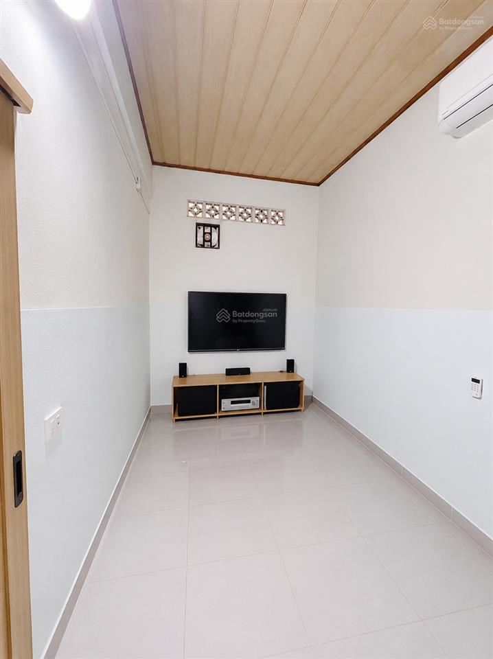 Bán nr giá siêu hời tại đoàn văn bơ, 7,5 tỷ, 77m2, 2pn, 2wc, 2 tầng