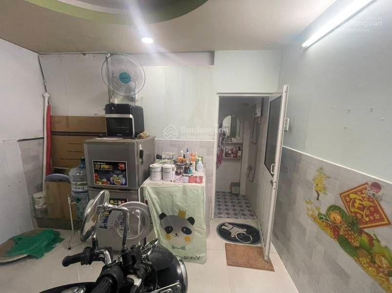 Bán nr 4.8m mặt tiền, 10.3 tỷ, 99m2 ở phường 16, quận 4, tp.hcm