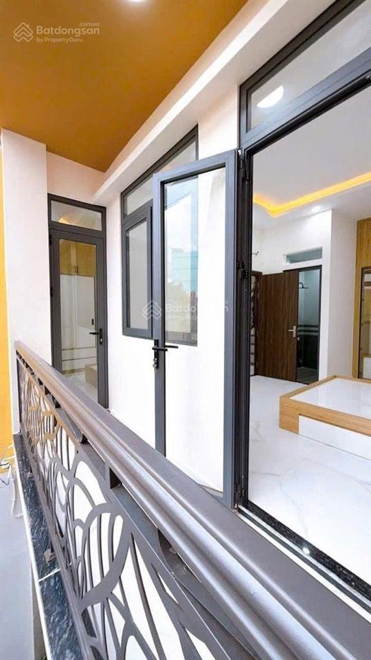 Bán nr đẹp 10pn, 10wc, 87m2 tại xóm chiếu, p 16, q4, giá 9,3 tỷ