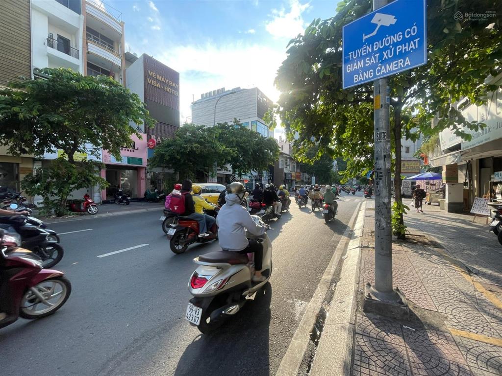 Bán cc 2pn, 2wc tại đinh tiên hoàng, 6,8 tỷ, 59m2 hàng hot uy tín