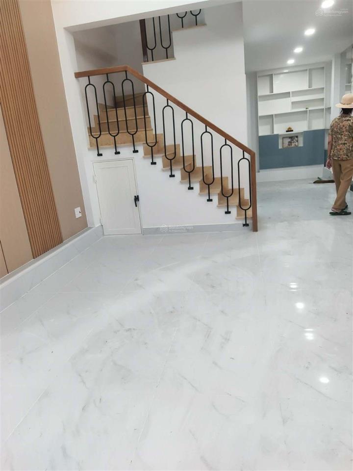 Bán nr lê văn sỹ, 8,35 tỷ, 41m2, 3pn, 3wc, hàng hiếm tại q.3, hcm