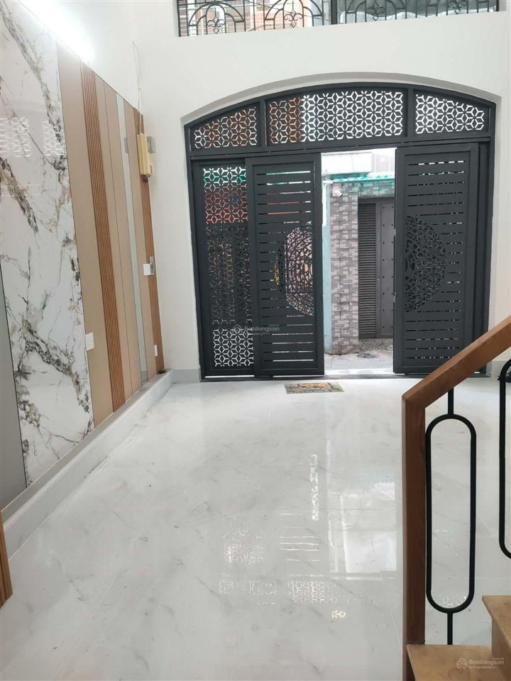 Bán nr lê văn sỹ, 8,35 tỷ, 41m2, 3pn, 3wc, hàng hiếm tại q.3, hcm