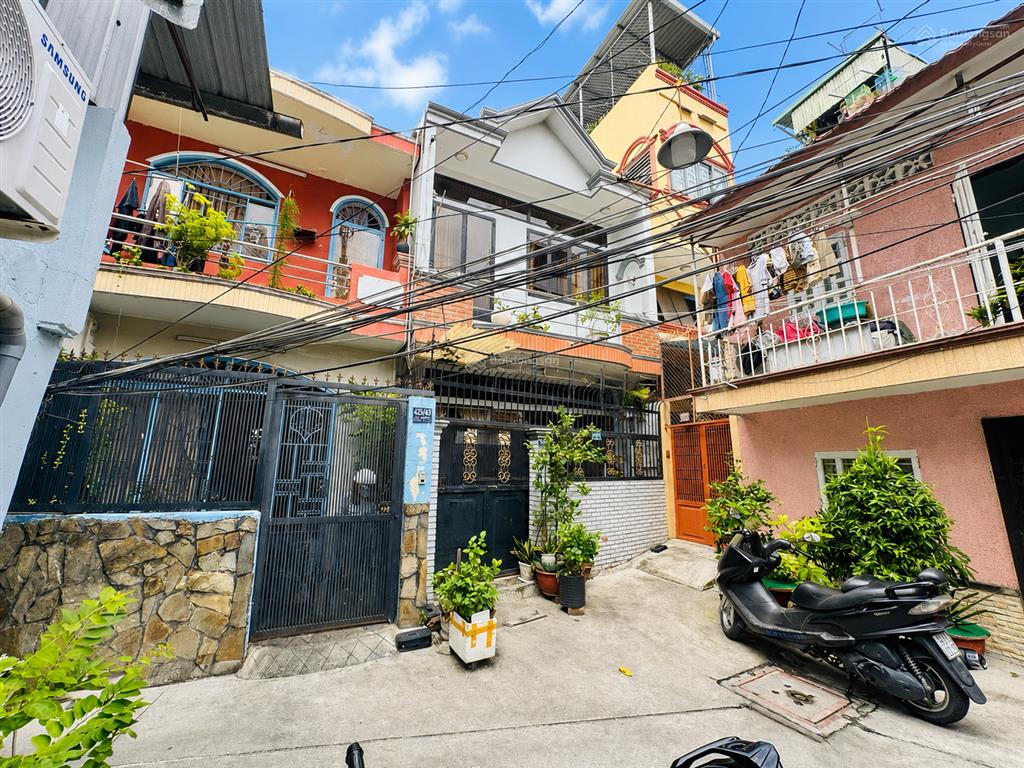 Bán nhà riêng tại lê văn sỹ, phường 1, quận 3, giá ưu đãi chỉ với 9,8 tỷ, 23 m2