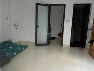Hẻm trước nhà 3m5, thông thoáng sạch sẽ, lô góc 2 mặt thoáng. + cách mặt tiền đường 5m