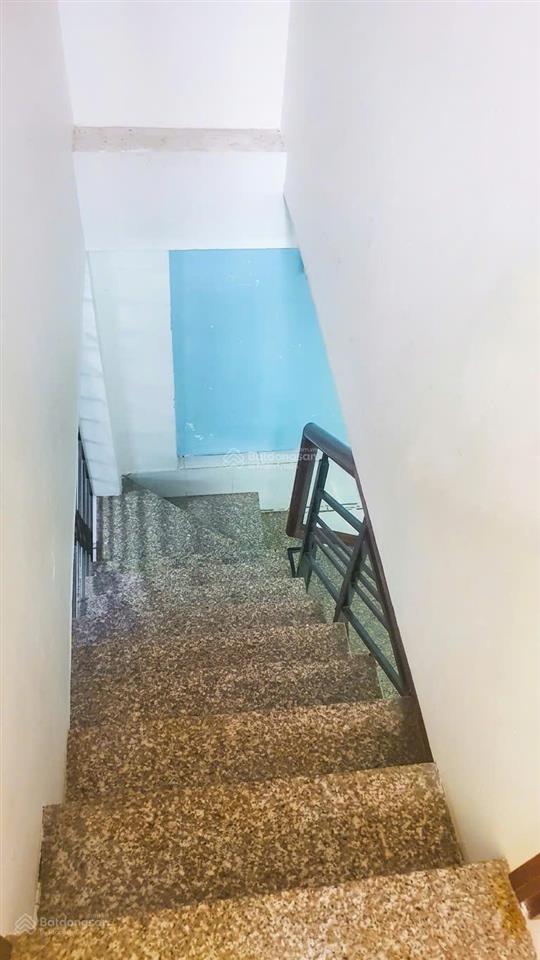 Bán nr tại lê văn sỹ, 5,3 tỷ, 30m2, 2pn, 2wc, 2 tầng