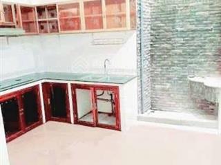 6pn, 3wc, nhà cách đường chính hồ bá kiện chỉ 45m, hẻm trước nhà 3m, cách hẻm xe hơi 5m