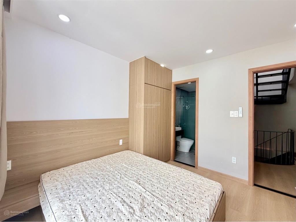 Khu phố âm thực bật nhất sài gòn nhỉn 9 tỷ