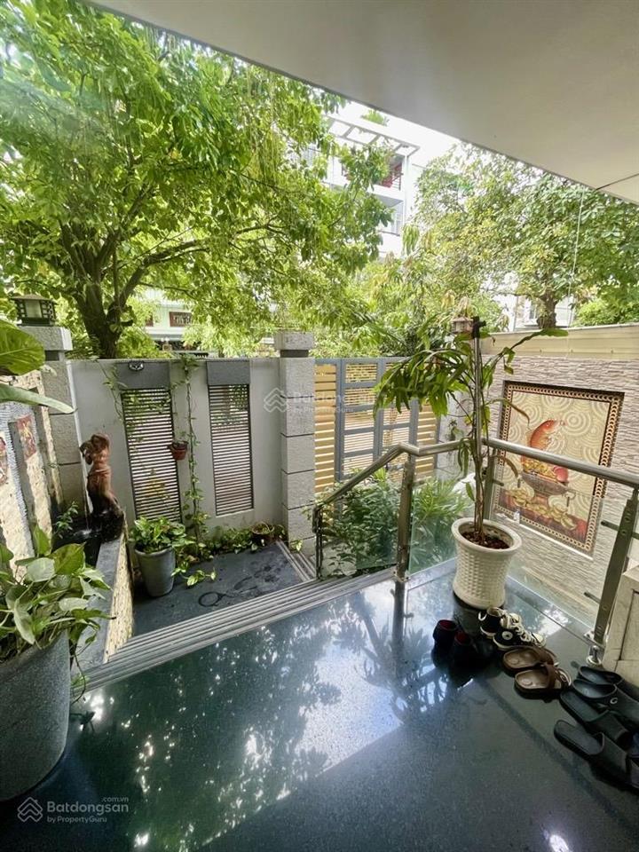 Biệt thự khu vip  phân lô đồng bộ  cạnh đh văn lang  5 tầng  ngang khủng 6m