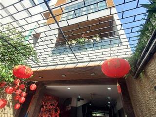 Biệt phủ đẳng cấp châu á  nằm trên khu phố ẩm thực sầm uất nhất bình thạnh