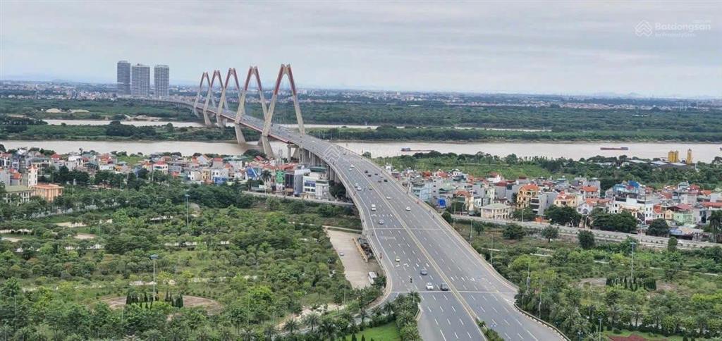 Chính chủ bán căn duplex 295m2 tòa udic westlake view sông hồng,cầu nhật tân,hồ tâygiá 99tr/m2
