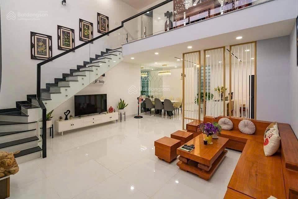 Cho thuê gấp nhà phân lô 2 mặt thoáng trần quang diệu, dt 50m2 x 7 tầng, mt 5m, thang máy .giá 35tr