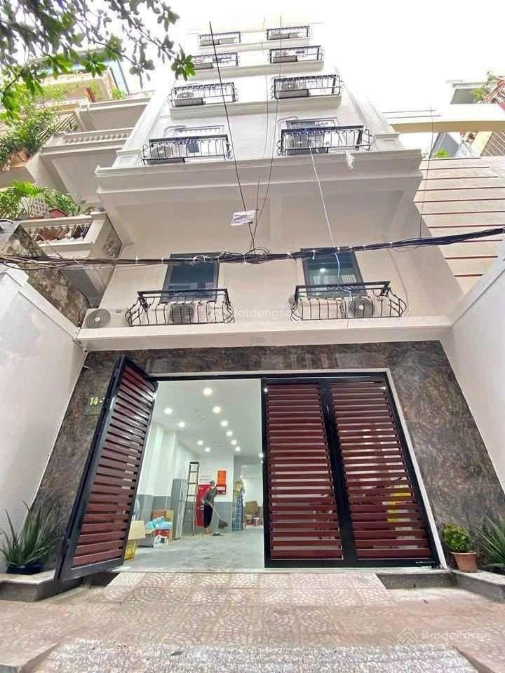 Cần cho thuê gấp nhà phố láng hạ, dt 80m2 x 8 tầng, mặt tiền 5m. ngõ ô tô tránh,thang máy. gía 40tr