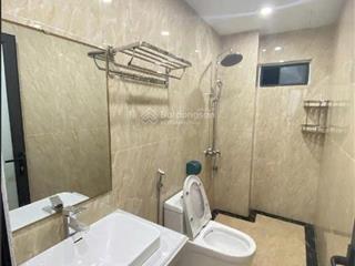 Chính chủ cần cho thuê gấp nhà mới tại nguyên hồng dt 50m² x 5 tầng, mặt tiền 5m. giá 22tr/tháng