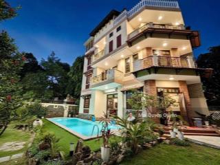 Cho thuê villa hồ bơi, 6pn, kdc tấn trường, quận 7