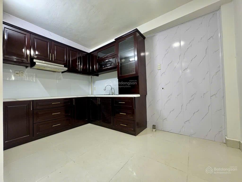 Nhà pasteur, quận 1  8 tỷ  3pn 2wc, diện tích 42m2