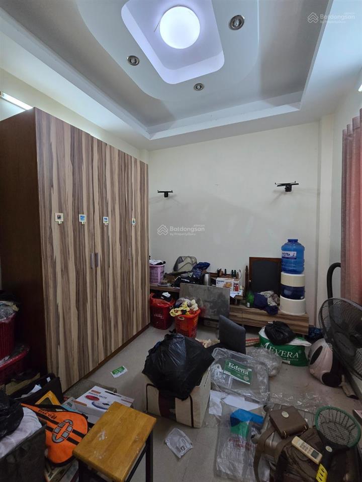 Quận 1, trần đình xu  giá 7 tỷ  5pn, dt 34m2   vân 0388 515 ***