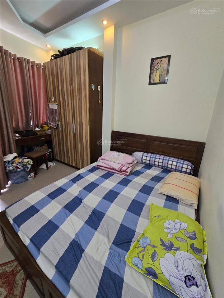 Quận 1, trần đình xu  giá 7 tỷ  5pn, dt 34m2   vân 0388 515 ***