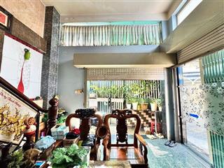 Quận 1, mai thị lựu giá 9,5tỷ dt 36m2, 5pn2wc  lô góc 1 căn ra mặt tiền vân 0388 515 ***