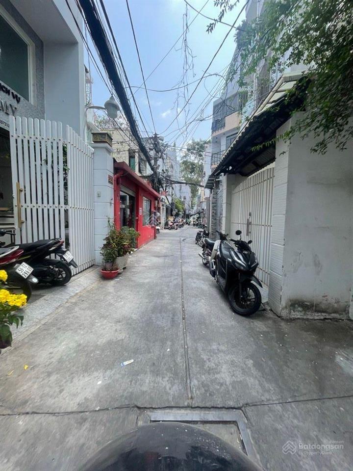 Quận 1, tôn thất tùng giá 14,2tỷ 63m2  5pn6wc, 5tầng, cách mặt tiền 50m  vân 0388 515 ***