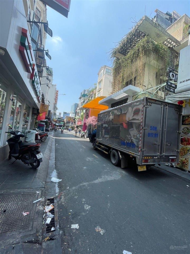 Quận 1, đỗ quang đẩu3pn2wc  giá 7,2tỷ  công nhận 39m2, ngang 4,36m .  vân 0388 515 ***