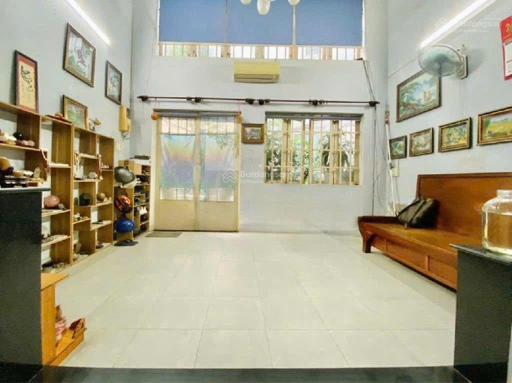 Quận 1, nguyễn bỉnh khiêm  giá 8,8 tỷ  2pn3wc  4,2x8m, ngay thảo cầm viên   vân 0388 515 ***