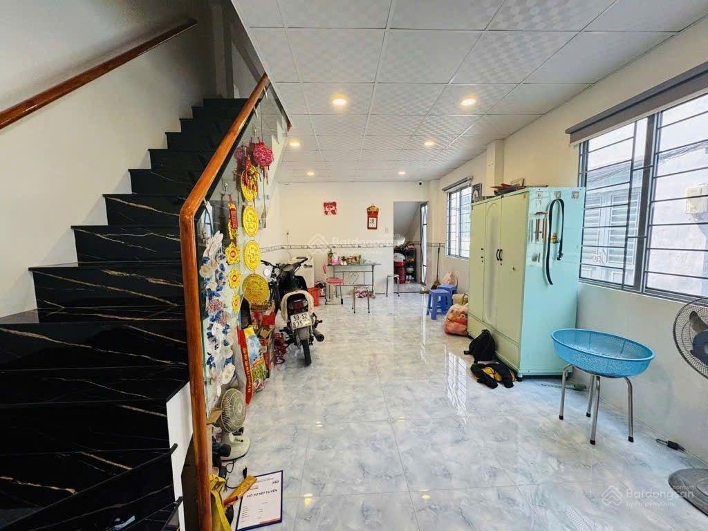 Quận 1, 50m2  4pn4wc  giá 7,3tỷ, đường nguyễn văn nguyễn, 4x12,5m, shr   vân 0388 515 ***