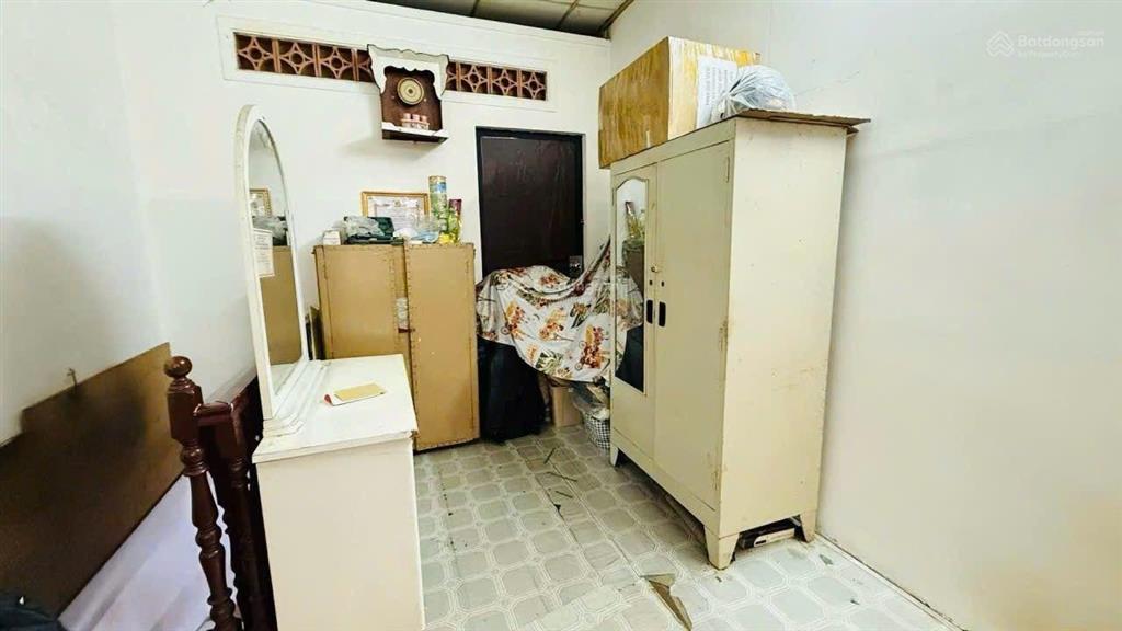 Quận 1, nguyễn cảnh chân  30m2 (3x10m)  giá 7 tỷ, 2pn2wc, sổ hồng riêng   vân 0388 515 ***