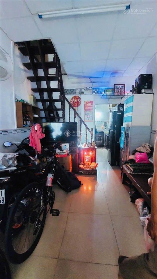 Quận 1, nguyễn cảnh chân  30m2 (3x10m)  giá 7 tỷ, 2pn2wc, sổ hồng riêng   vân 0388 515 ***