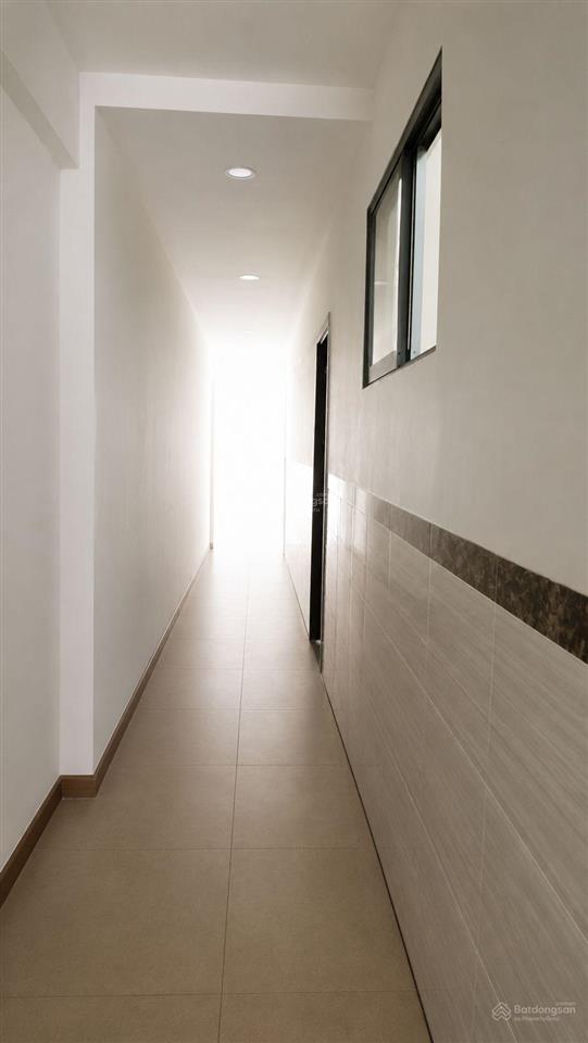 Quận 1, nguyễn trãi, hxh  giá 9,9tỷ, thực tế 70m2, công nhận 43m2, shr   vân 0388 515 ***
