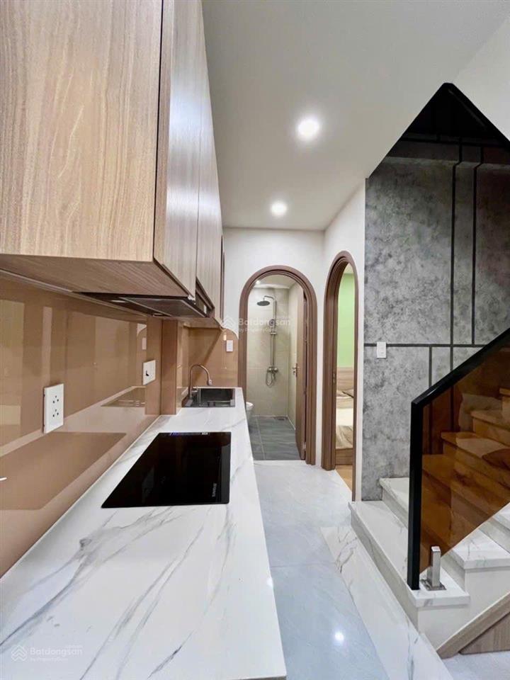 Q1, trần nhật duật  3pn2wc, dt sàn 59m2  giá 6,25 tỷ, nhà mới đẹp, full nt   vân 0388 515 ***