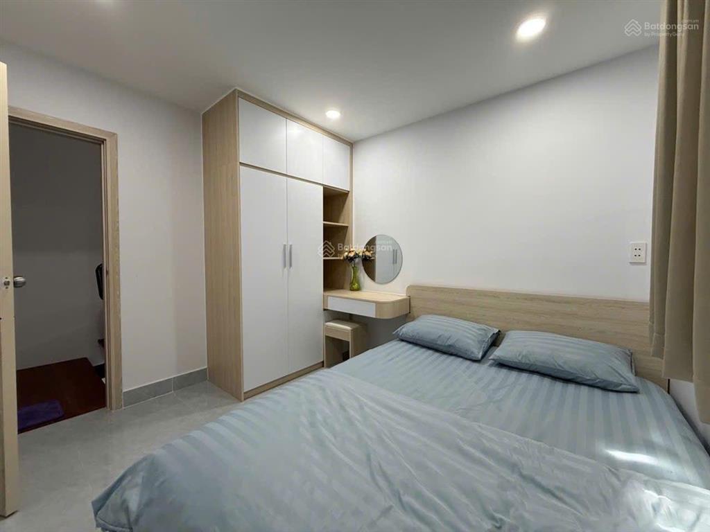 Q1, nguyễn cảnh chân  3x10m, 3pn2wc  giá 6,8 tỷ, hẻm oto   vân 0388 515 ***