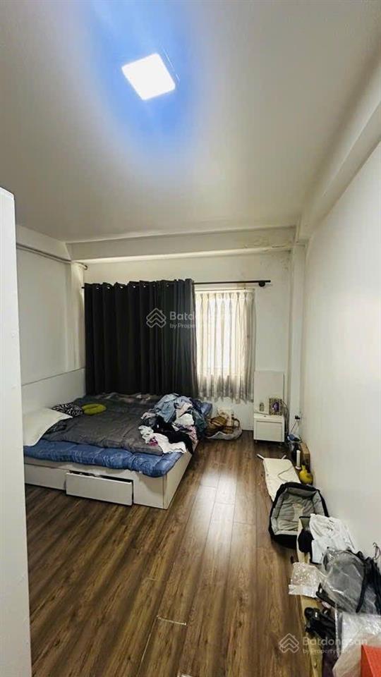 Quận 1, calmette  42m2, 4pn4wc, 4tầng  giá 9,9tỷ  shr   vân 0388 515 ***