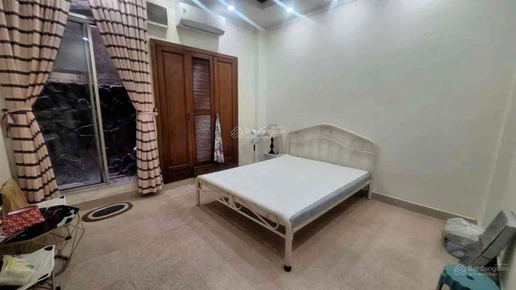 Quận 1, đinh tiên hoàng  86m2, 3pn2wc  giá 5,99 tỷ   vân 0388 515 ***