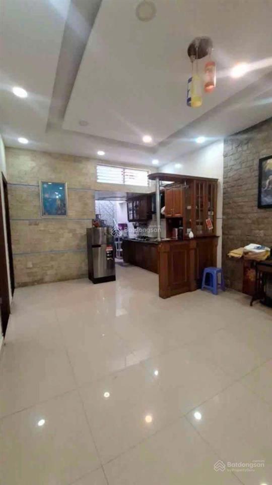 Quận 1, đinh tiên hoàng  86m2, 3pn2wc  giá 5,99 tỷ   vân 0388 515 ***