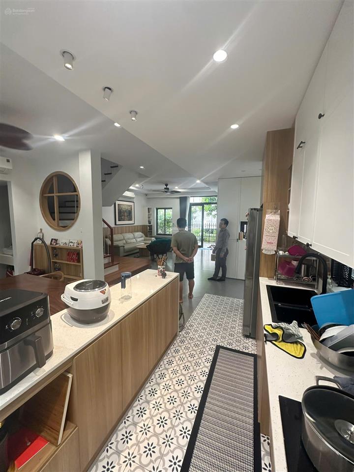 Cho thuê biệt thự centa river park, 25 triệu, 135 m2, 4pn, 5wc, đầy đủ