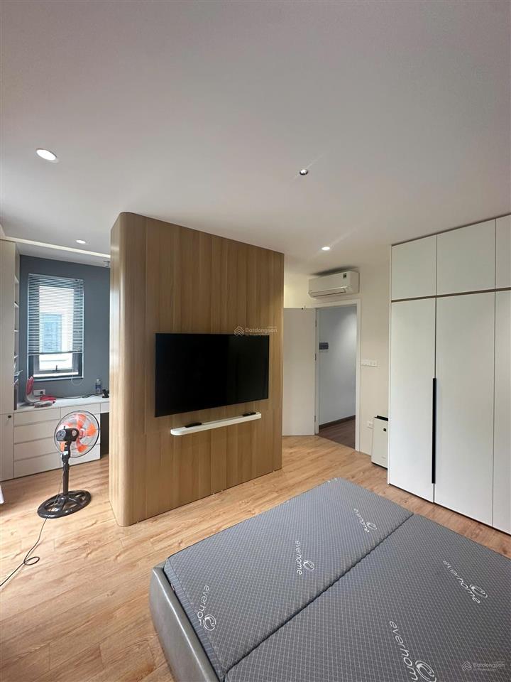 Cho thuê biệt thự đẹp tại centa river park, 25 triệu, 135m2, 4pn, 5wc