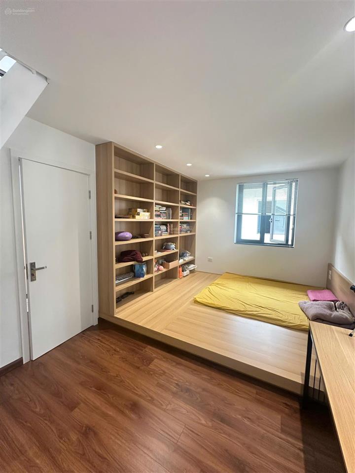 Cho thuê biệt thự đẹp tại centa river park, 25 triệu, 135m2, 4pn, 5wc