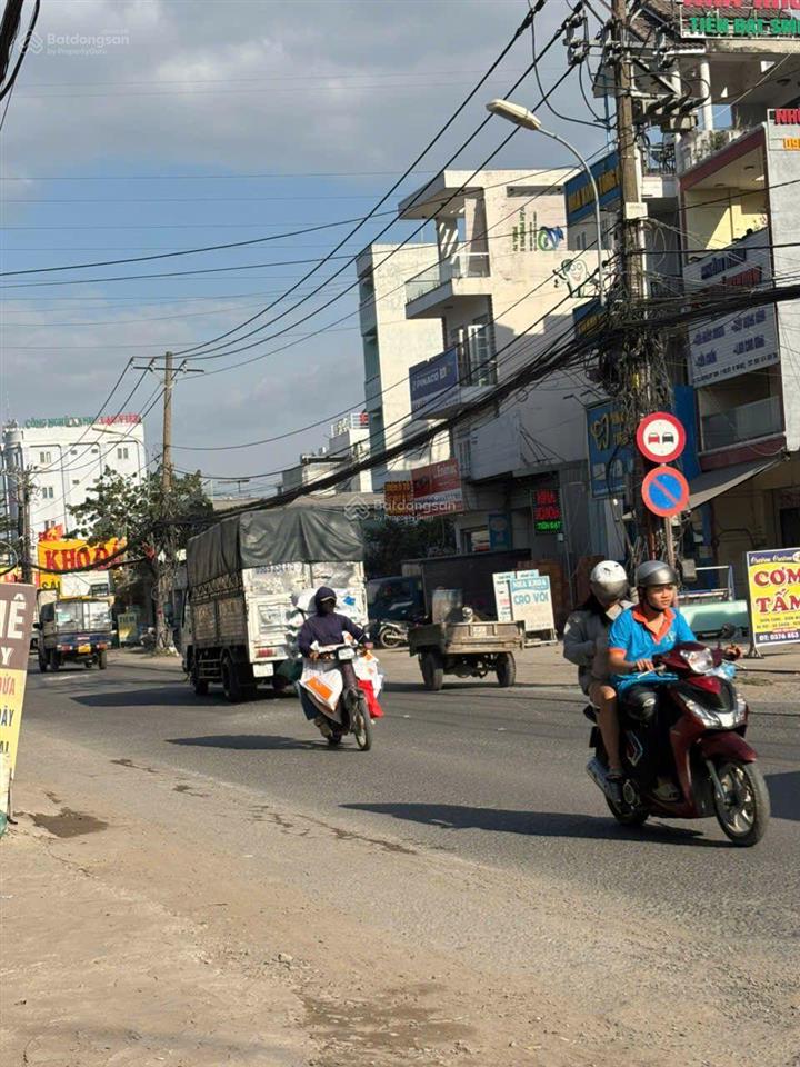 Bán nhà 3tầng 147m2(4.9x31) ngay mặt tiền nguyễn duy trinh gần vòng xoay phú hữu q9  giá 13.5tỷ