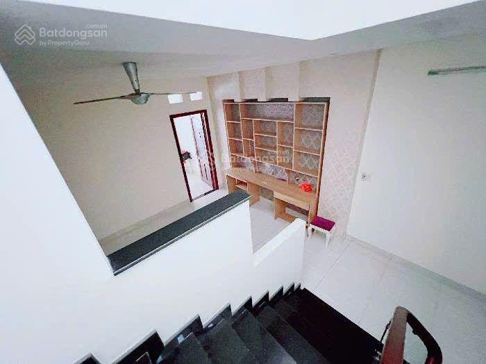 Bán nhà 3tầng 147m2(4.9x31) ngay mặt tiền nguyễn duy trinh gần vòng xoay phú hữu q9  giá 13.5tỷ