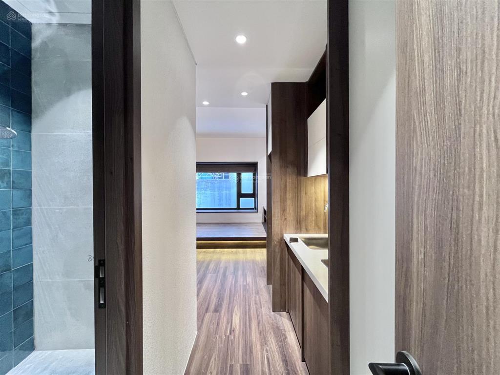 Căn hộ mới xây cao cấp tone gỗ đen ung văn khiêm gần ngã tư hàng xanh ngay đh hutech  0842 672 ***