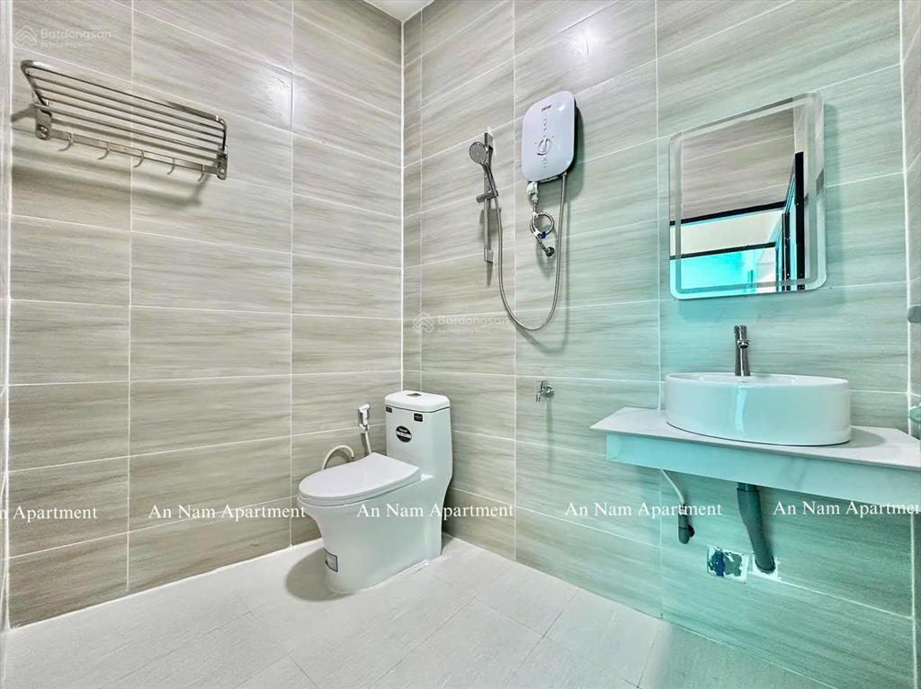 Cho thuê căn hộ 1pn tách bếp ban công sáng tại lê trực bình thạnh sát phan đăng lưu  0842 672 ***