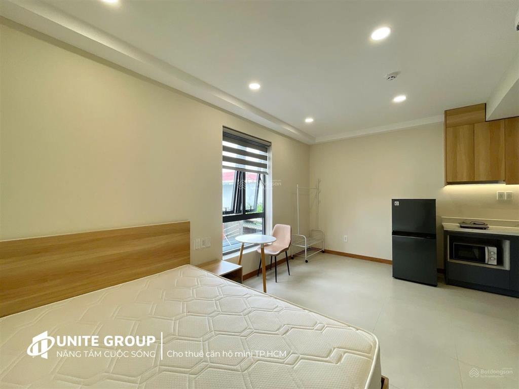 Cho thuê căn hộ 32m2 cửa sổ sáng hầm xe thang máy trần quý cáp gần đại học văn lang,  0842 672 ***
