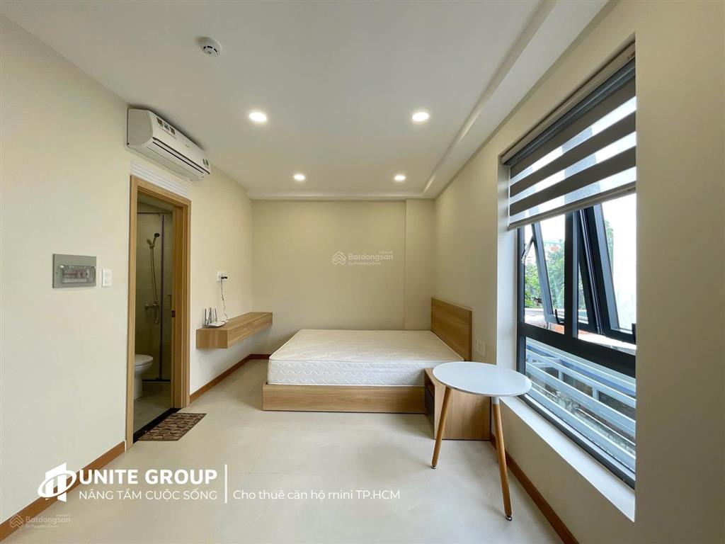 Cho thuê căn hộ 32m2 cửa sổ sáng hầm xe thang máy trần quý cáp gần đại học văn lang,  0842 672 ***
