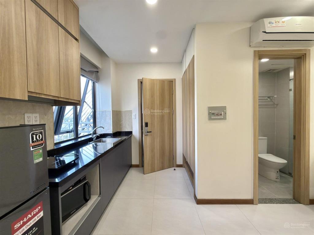 Căn hộ cửa sổ sáng 35m2 đầy đủ nội thất thang máy nơ trang long trung tâm bình thạnh  0842 672 ***