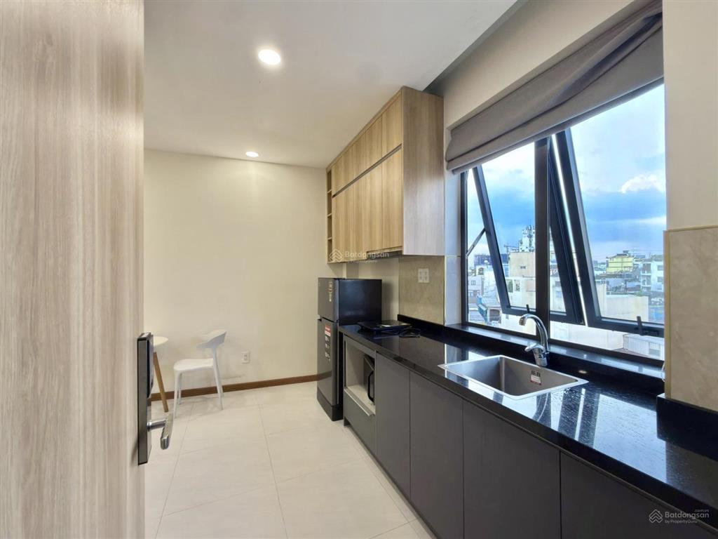 Căn hộ cửa sổ sáng 35m2 đầy đủ nội thất thang máy nơ trang long trung tâm bình thạnh  0842 672 ***