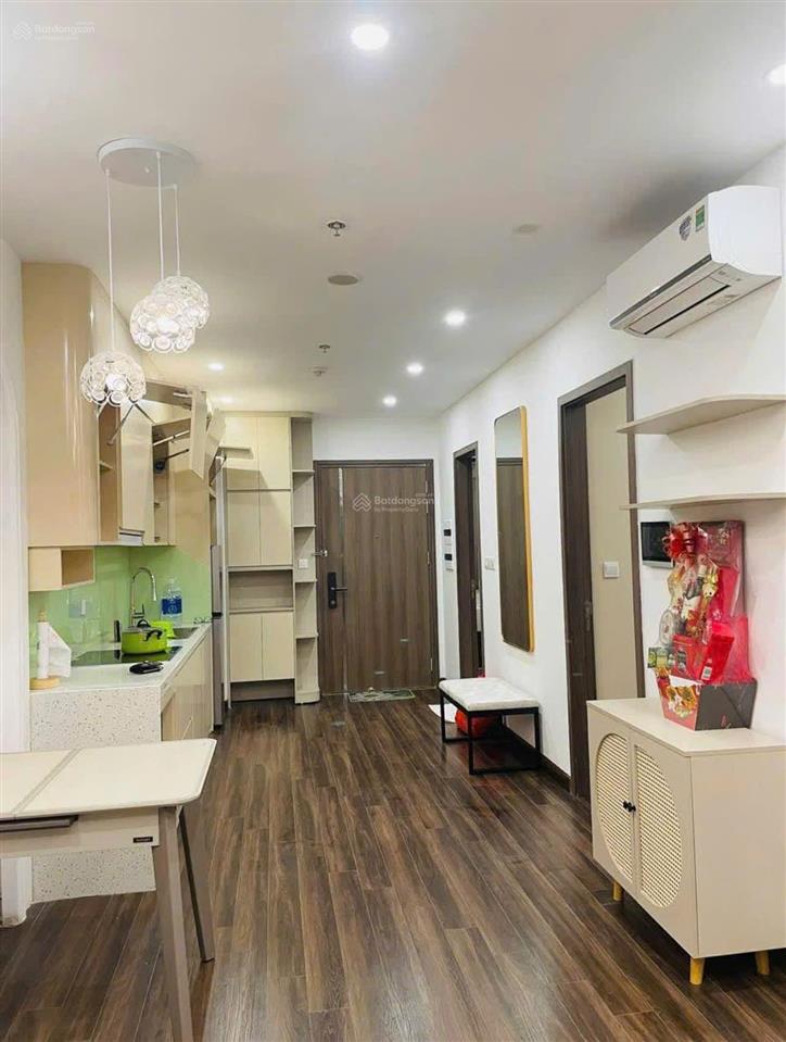 Cho thuê căn hộ 2pn, full đồ  hoàng huy commerce