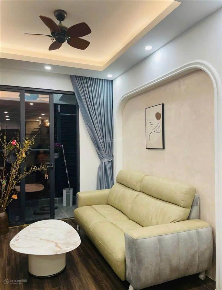 Cho thuê căn hộ 2pn, full đồ  hoàng huy commerce